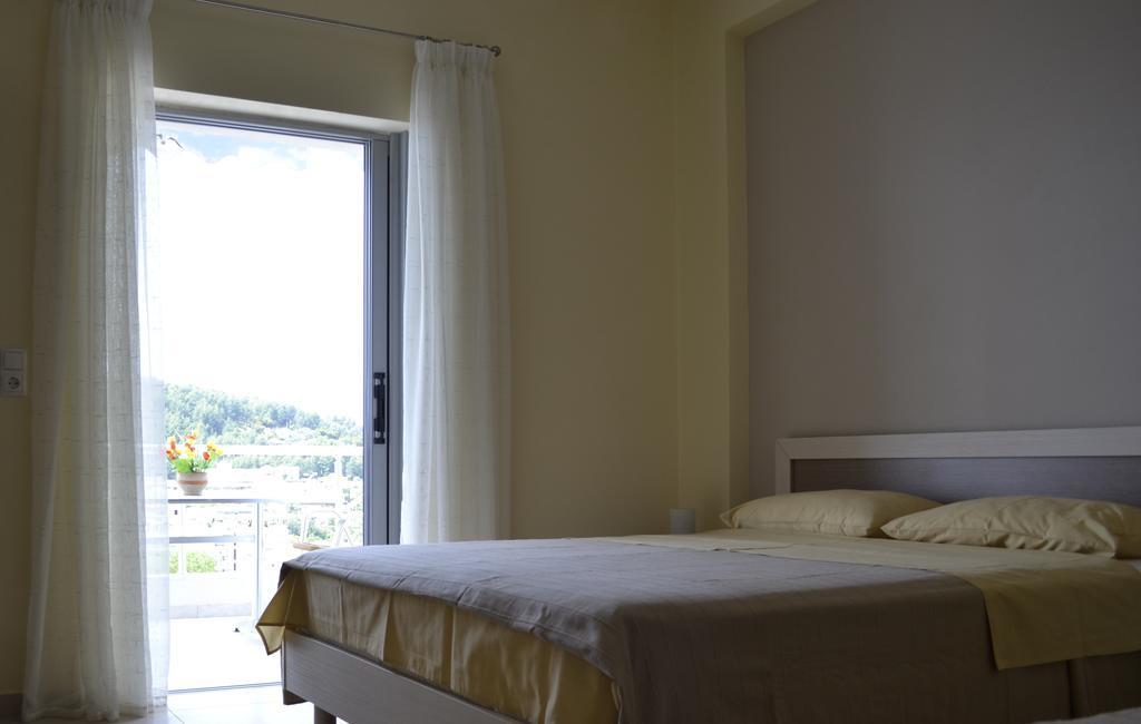 هيماري Riviera Rooms الغرفة الصورة