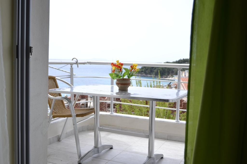 هيماري Riviera Rooms الغرفة الصورة