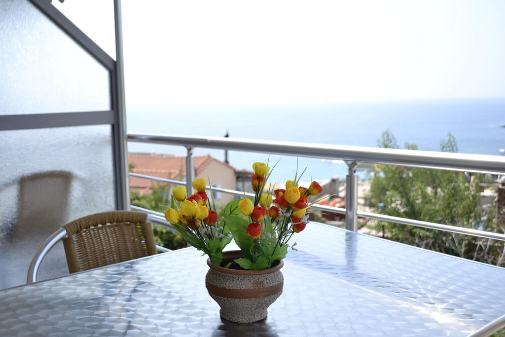 هيماري Riviera Rooms الغرفة الصورة